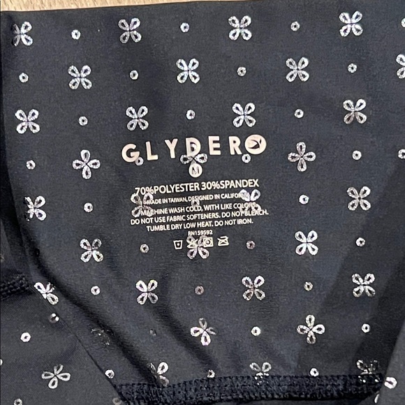 Glyder Black and silver‎  Patterned Bike Shorts medium - Picture 3 of 4